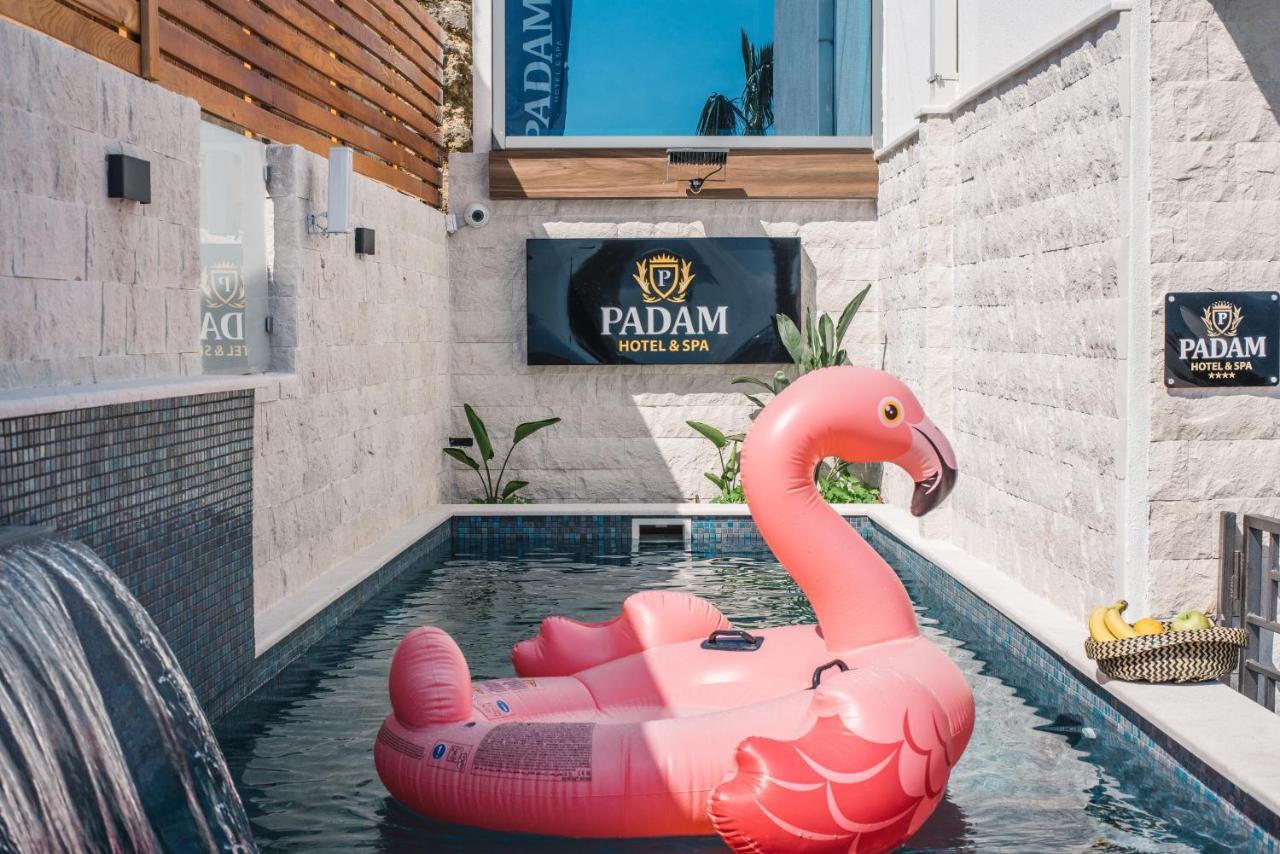 Padam & Ulcinj