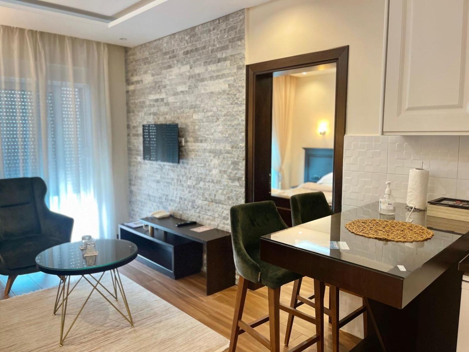 Padam & Hotel Ulcinj