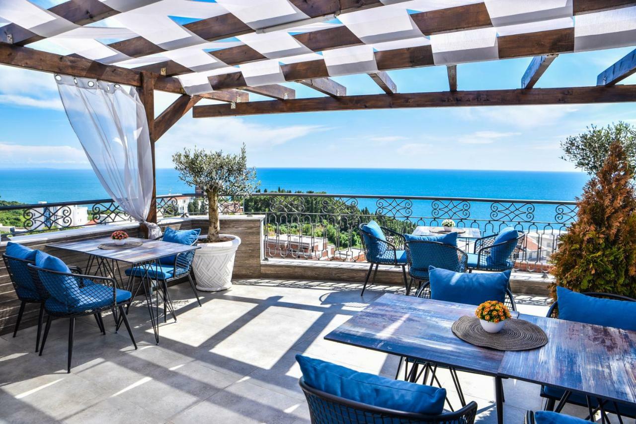 Padam & Ulcinj