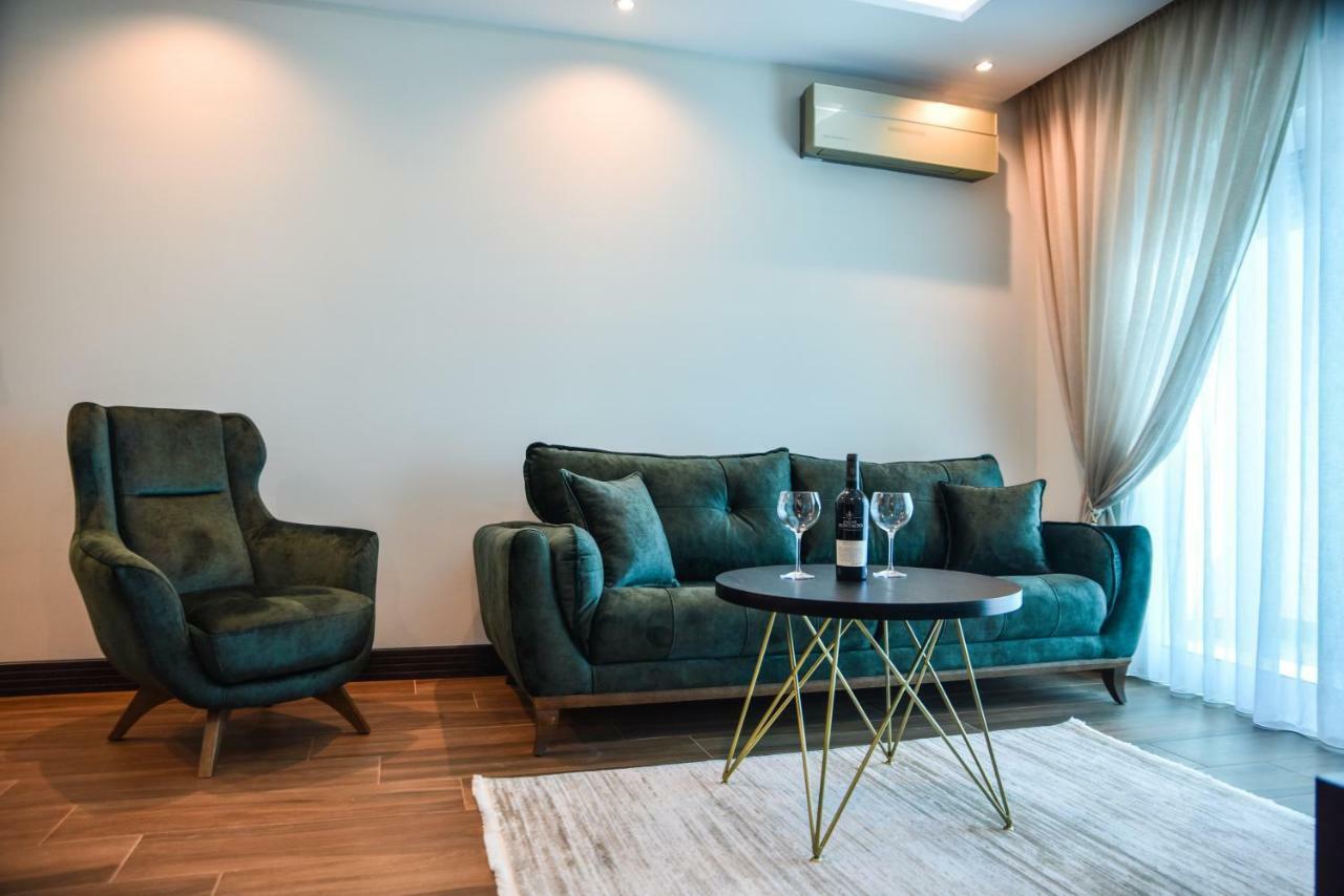 Padam & 4* Ulcinj
