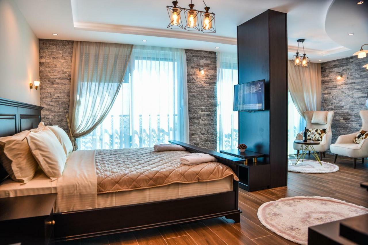 Padam & Hotel Ulcinj